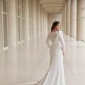 Martha Blanc Mael plus size wedding dress. Available to try at Rachel Ash Bridalwear in Atherstone, Warwickshire.