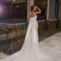 Pronovias Terry, wedding dress, fitted wedding dress, strapless wedding dress