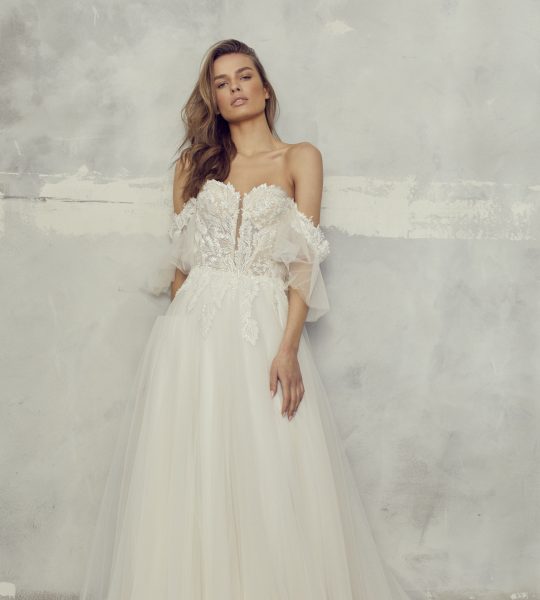 Mia Lavi Olearia 2306 wedding dress