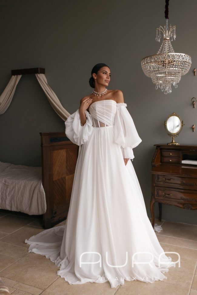 Alex Veil Tilda wedding dress - Available at Rachel Ash Bridal boutique in Atherstone, Warwickshire